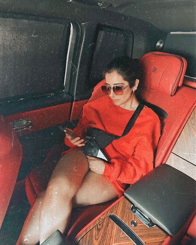 Staggering Poses Of Jonita Gandhi